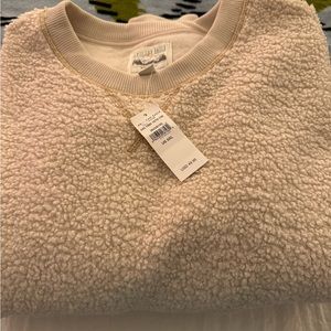American Eagle Sherpa top
